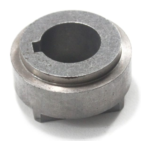 Lawn Tractor Spacer Retainer 03037500